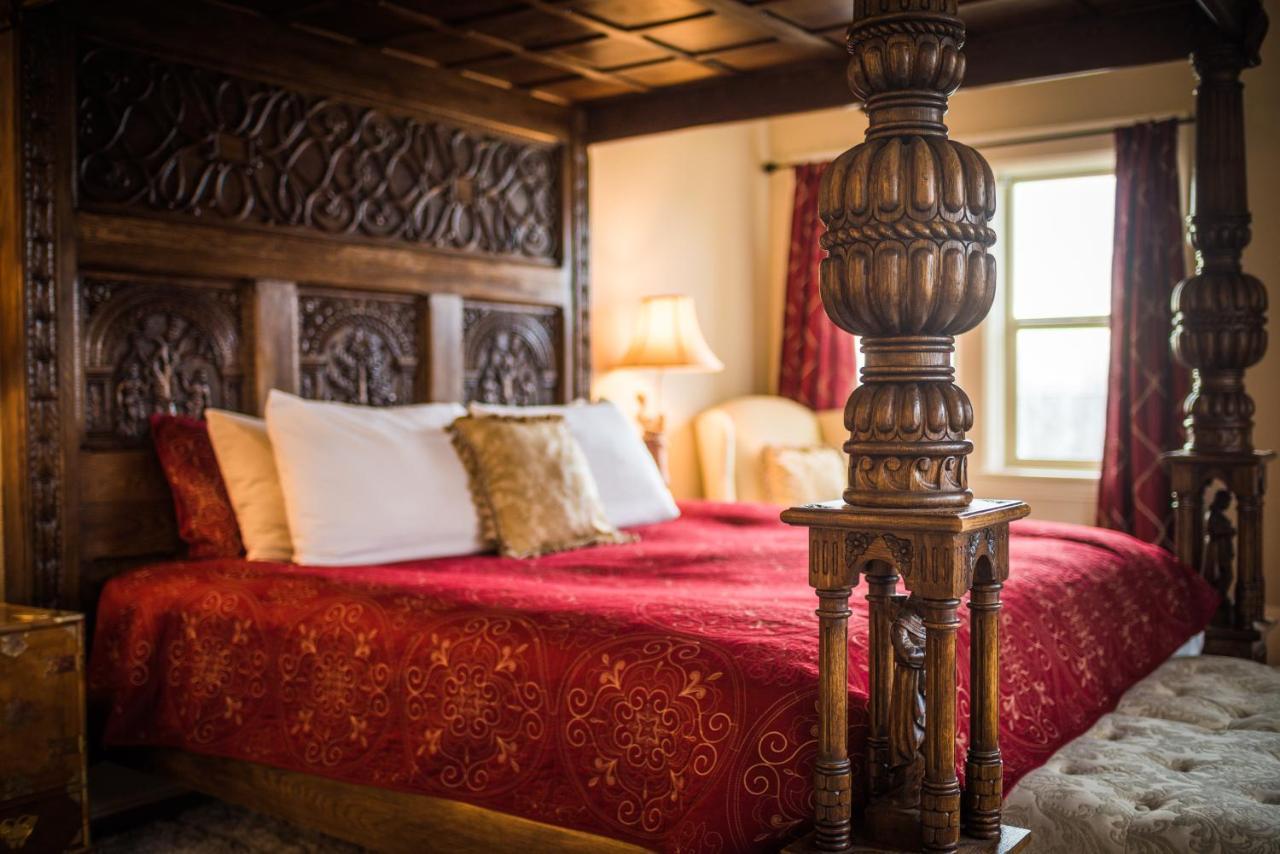 Dashwood Manor Seaside Bed & Breakfast วิกตอเรีย ภายนอก รูปภาพ